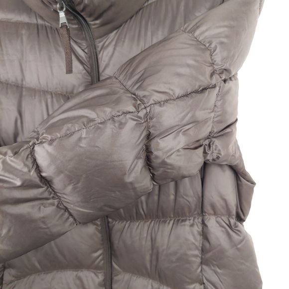 Uniqlo Dark Brown Ultra Light Down Jacket Coat Size Small Approx UK 8 - Picture 5 of 16